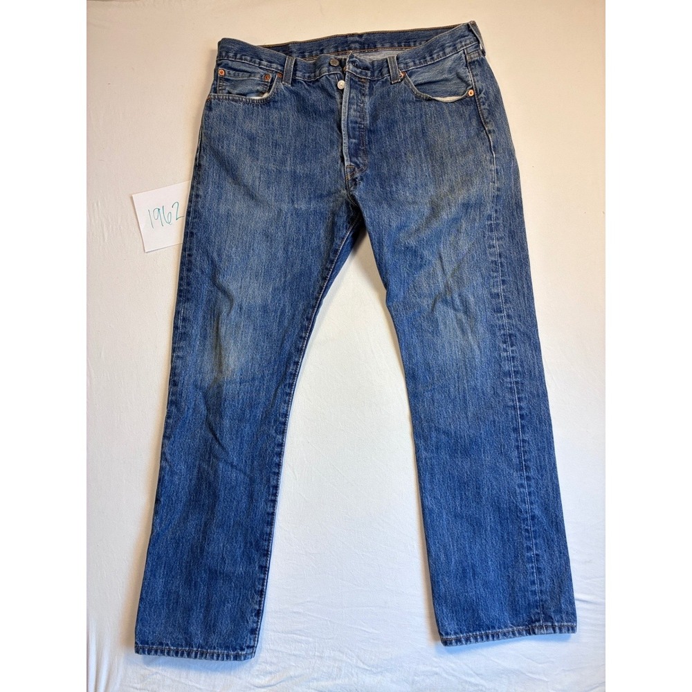 Levi's 501 Men's Jeans 36x30 Blue Medium Wash Button Fly Straight Leg